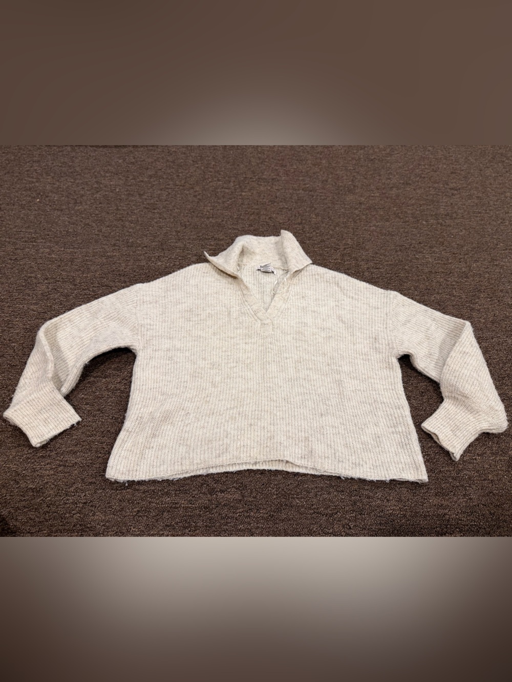EUC! Women's S Sincerely Jules Cream Ribbed V-Neck Pullover Sweater